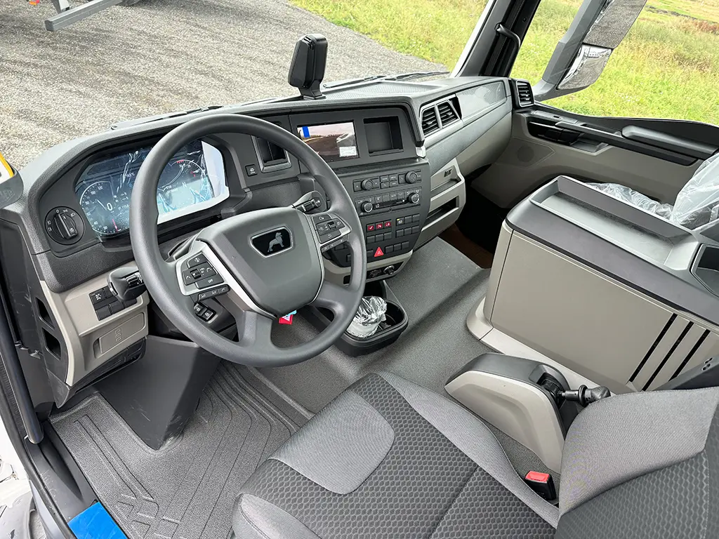 MAN TGM 18.320 BL CH 4x2 Container Skip Loader 4