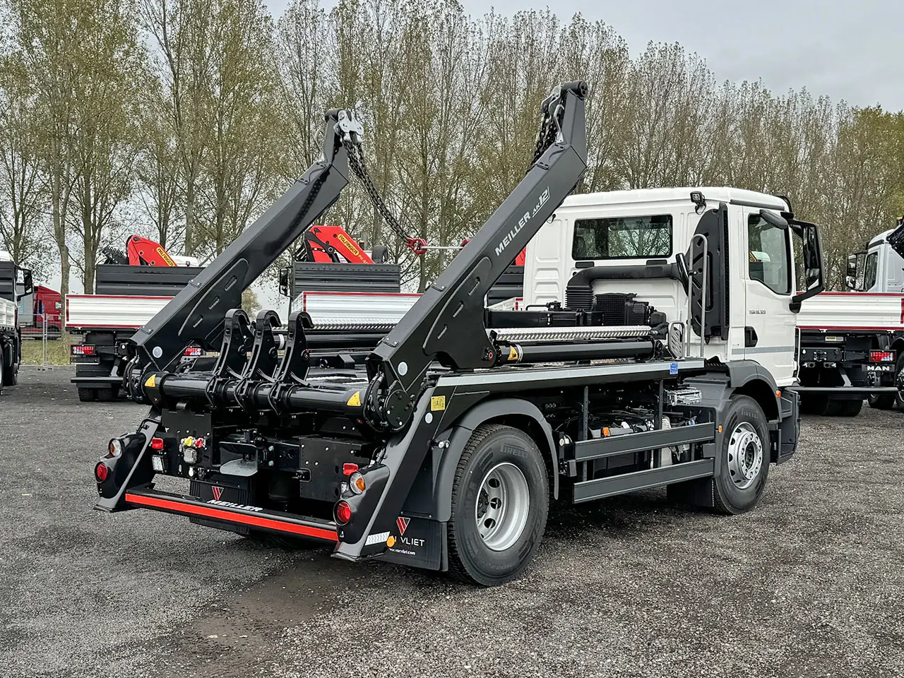 MAN TGM 18.320 BL CH 4x2 Container Skip Loader 6