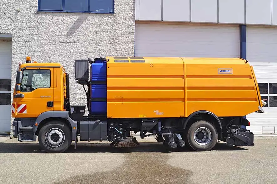 MAN TGM 18.330 BB Sweeper Truck 4x2 4