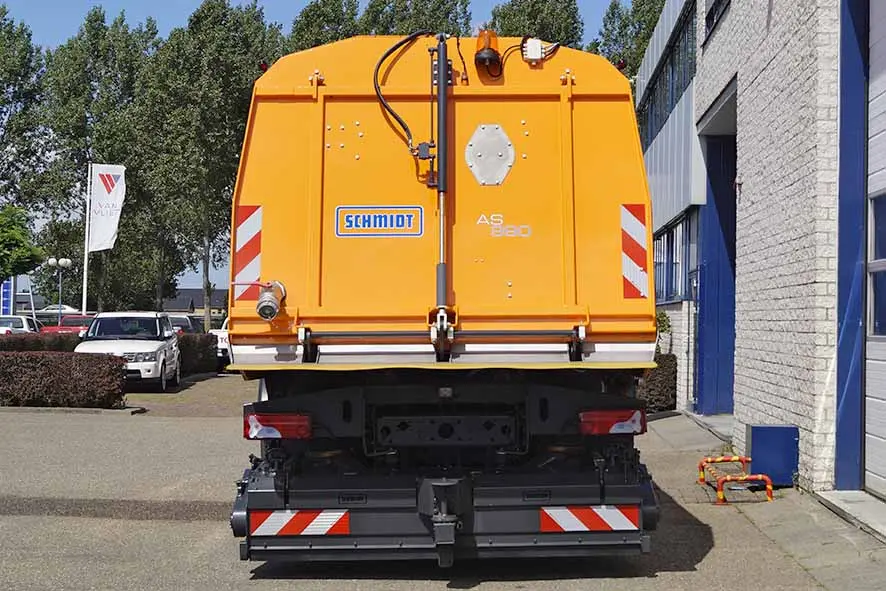 MAN TGM 18.330 BB Sweeper Truck 4x2 8