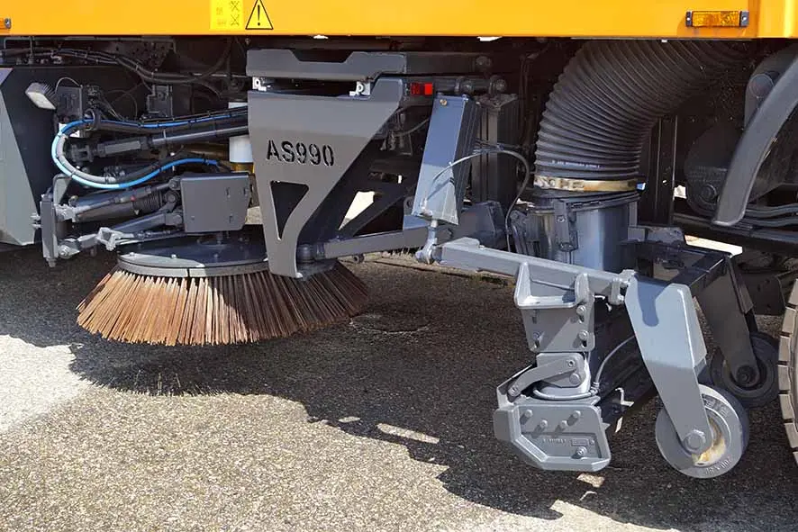 MAN TGM 18.330 BB Sweeper Truck 4x2 13