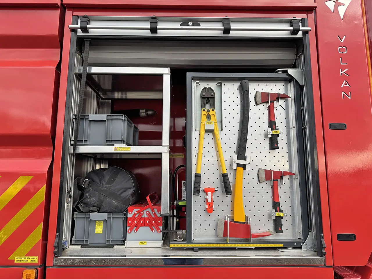 MAN TGS 18.500 BB Camion de pompiers 4x4 26
