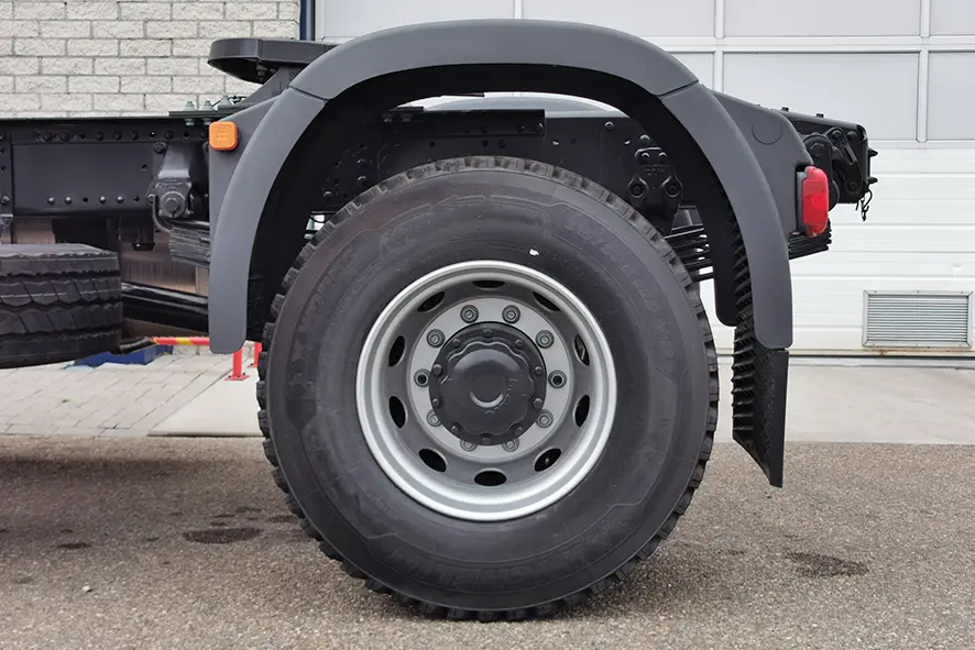 MAN TGS 22.440 BB SA 4x2 Tractor Head 14