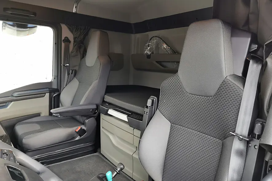 MAN TGS 22.440 BB SA 4x2 Tractor Head 10