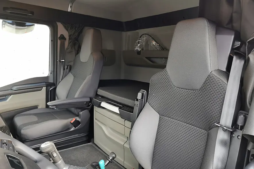 MAN TGS 22.440 BB SA 4x2 Tractor Head 10