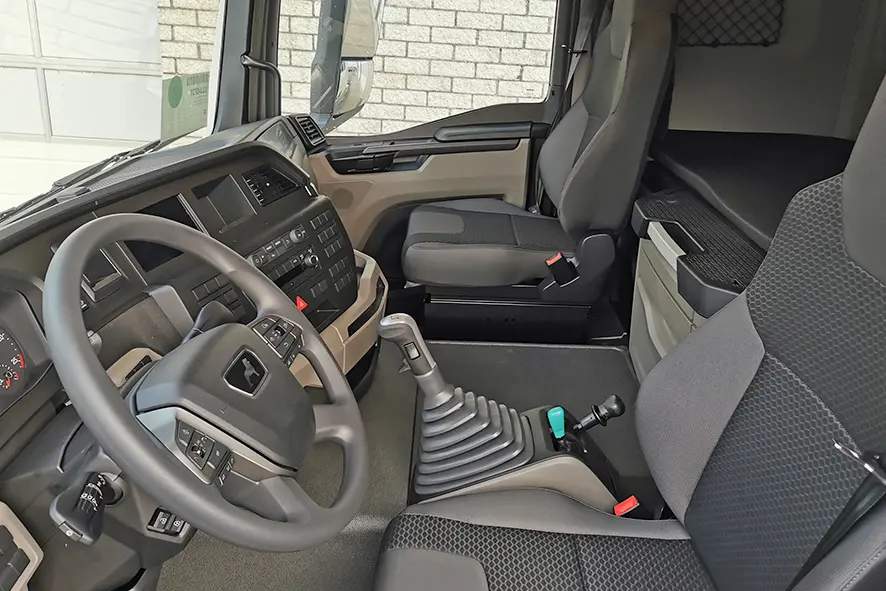 MAN TGS 22.440 BB SA 4x2 Tractor Head 9