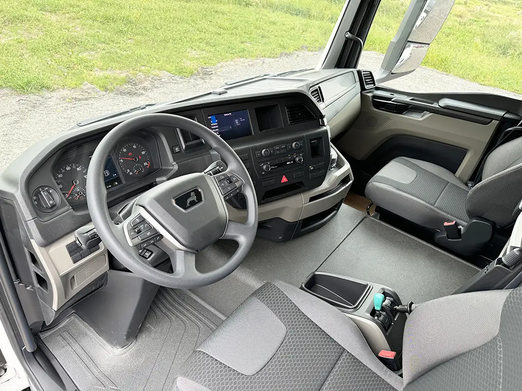 MAN TGS 22.440 BB SA 4x2 Tractor Head 3