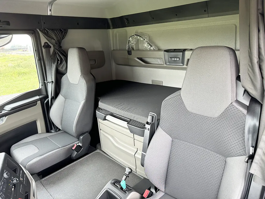 MAN TGS 22.440 BB SA 4x2 Tractor Head 11