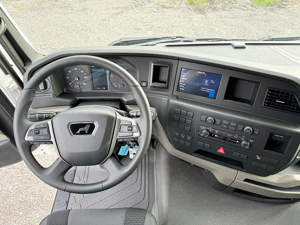 MAN TGS 22.440 BB SA 4x2 Tractor Head 10