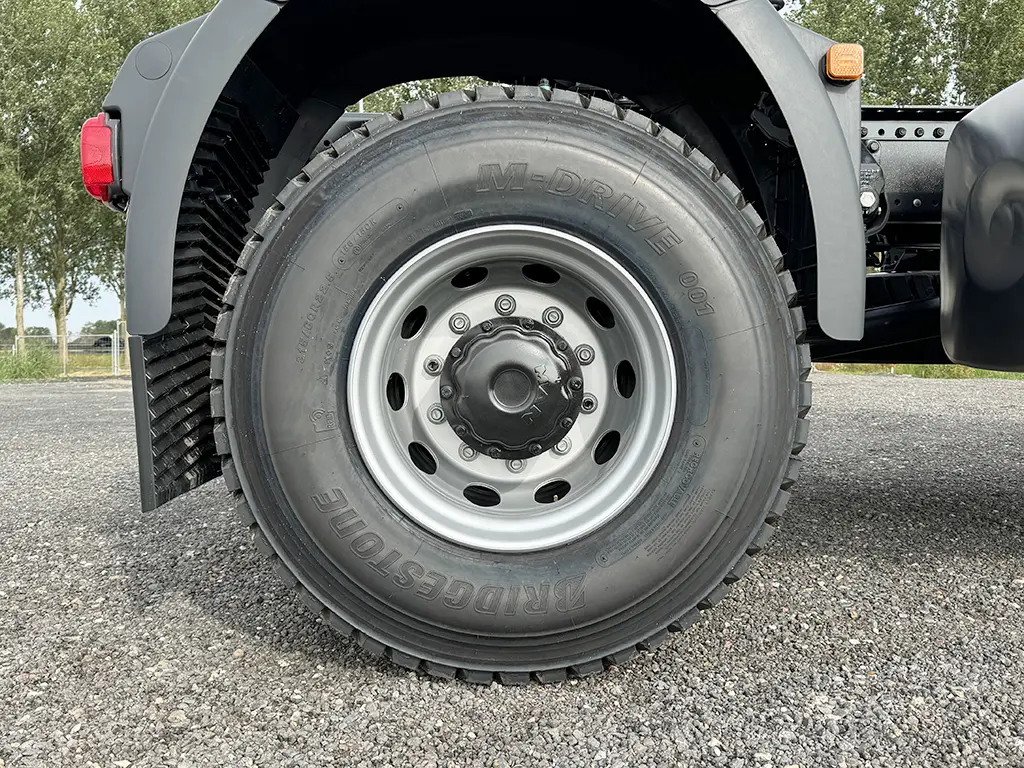 MAN TGS 22.440 BB SA 4x2 Tractor Head 14