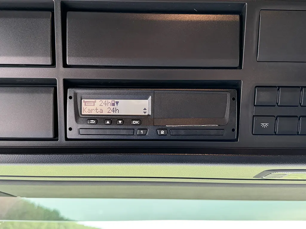 MAN TGS 22.440 BB SA 4x2 Tractor Head 12