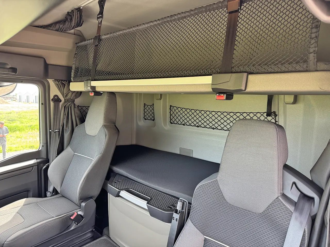 MAN TGS 22.440 BB SA 4x2 Tractor Head 11