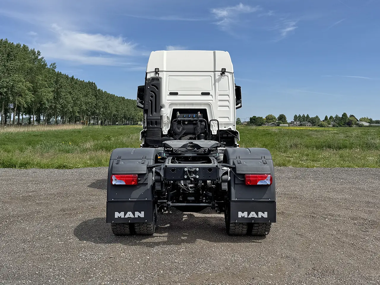 MAN TGS 22.440 BB SA 4x2 Tractor Head 15