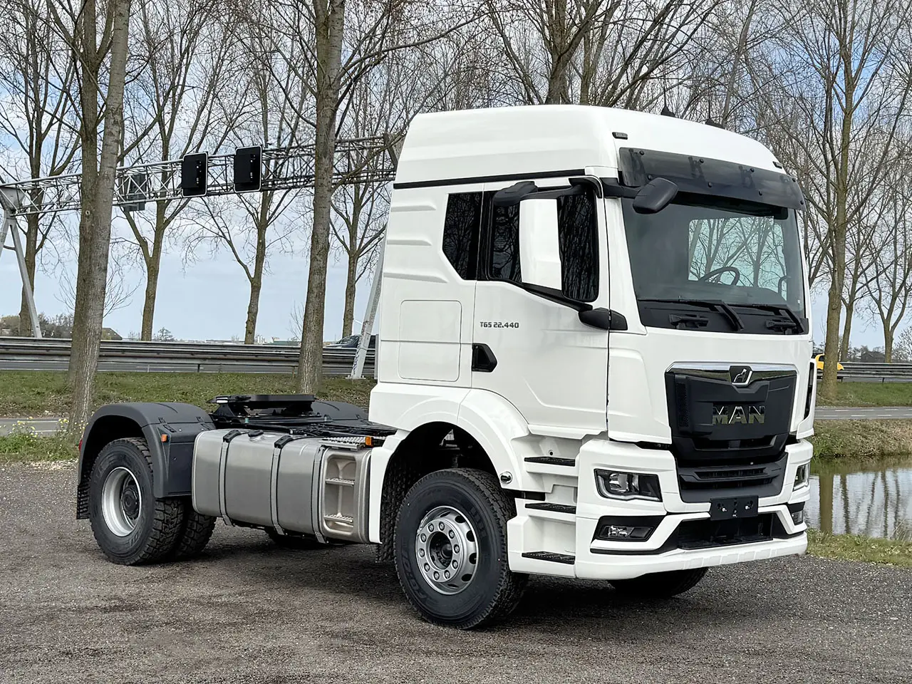 MAN TGS 22.440 BB SA Tractor Head 4x2