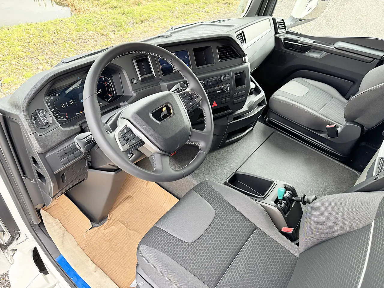 MAN TGS 22.440 BB SA 4x2 Tractor Head 3