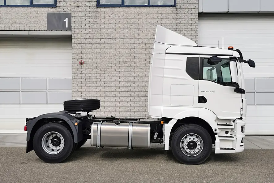 MAN TGS 22.440 BB SA ADR 4x2 Tractor Head 6