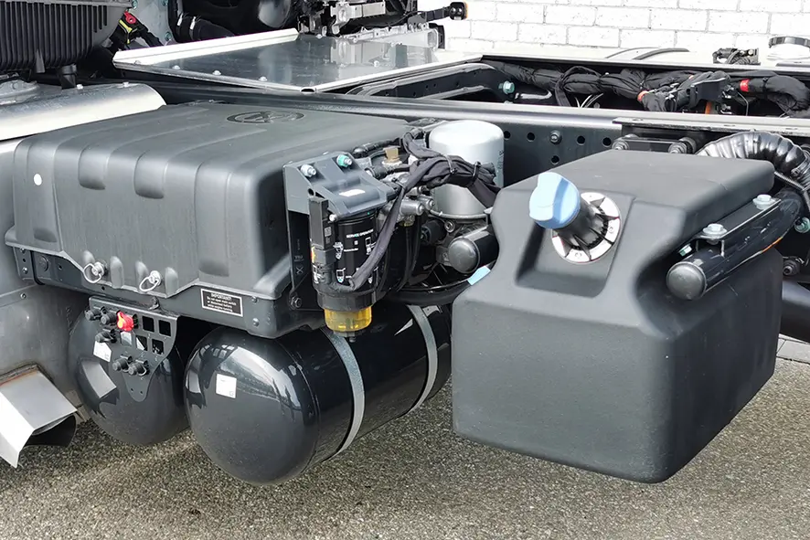 MAN TGS 22.440 BB SA ADR 4x2 Tractor Head 13