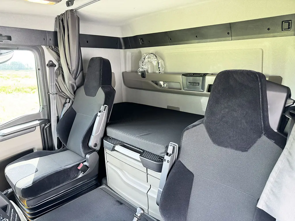 MAN TGS 22.480 BB SA 4x2 Tractor Head 11