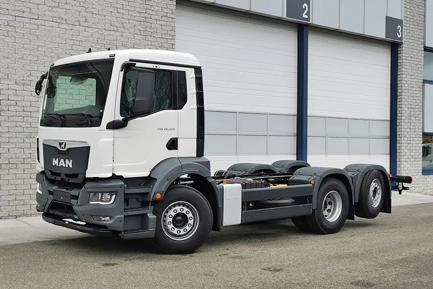 MAN TGS 26.320 BL CH 6x2 Chassis Cabin 4