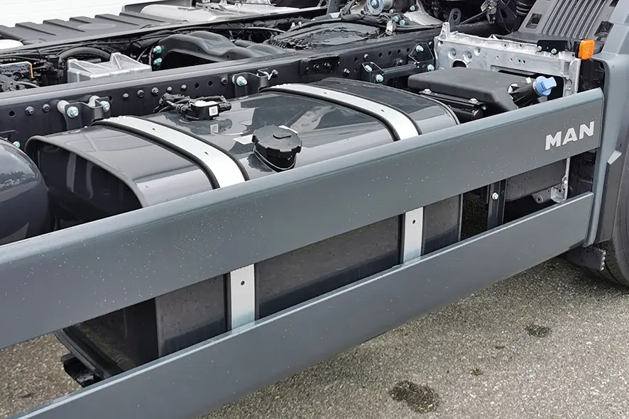 MAN TGS 26.320 BL CH 6x2 Chassis Cabin 19