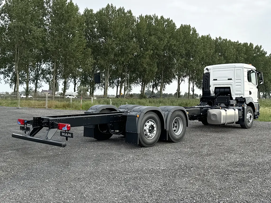 MAN TGS 26.320 BL CH 6x2 Chassis Cabin 5