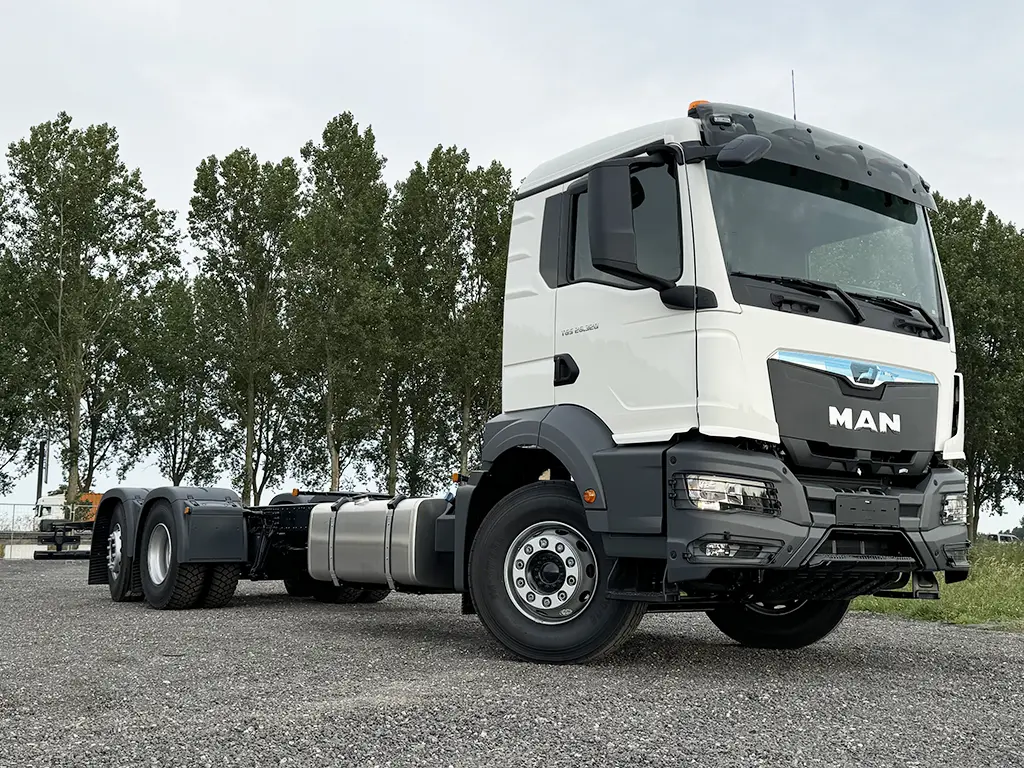 MAN TGS 26.320 BL CH Chassis Cabin 6x2 8