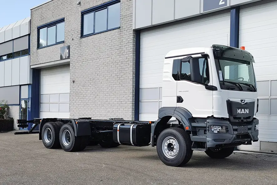 MAN TGS 33.360 BB CH 6x4 Chassis Cabin