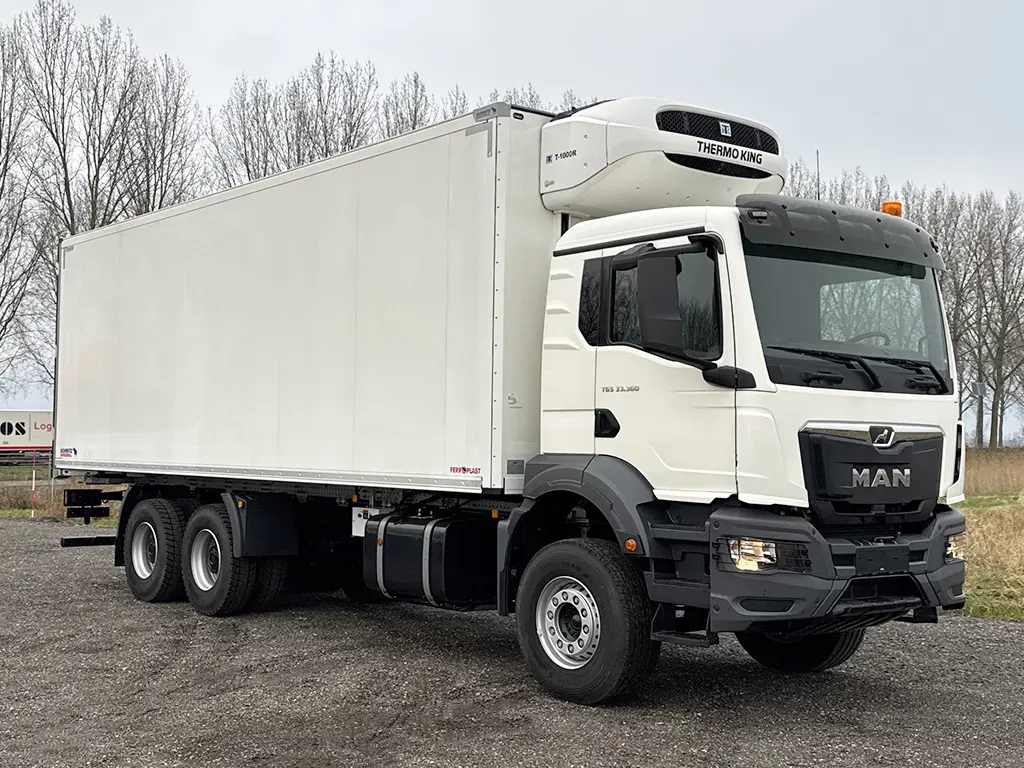 MAN TGS 33.360 BB CH 6x4 Refrigerated Box Truck 1