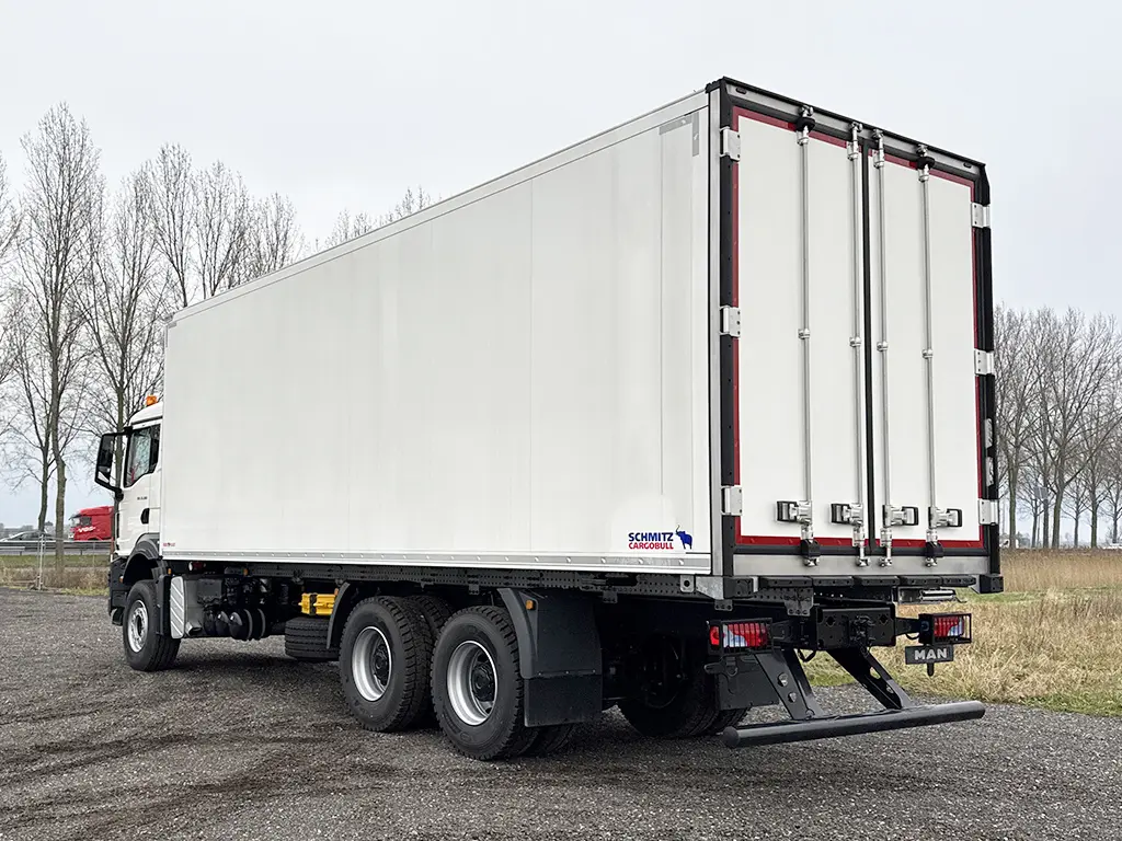 MAN TGS 33.360 BB CH 6x4 Refrigerated Box Truck