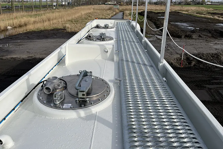 MAN TGS 33.360 BB-WW 6x4 Fuel Tank Truck 13