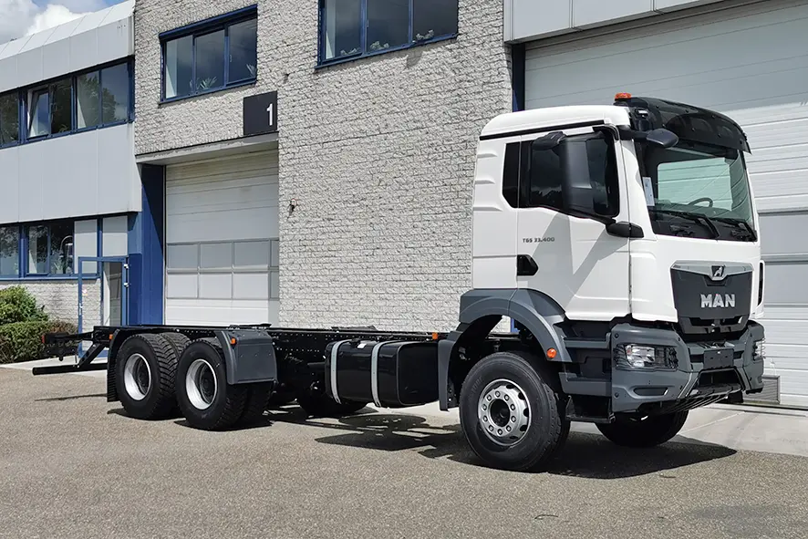 MAN TGS 33.400 BB CH 6x4 Chassis Cabin
