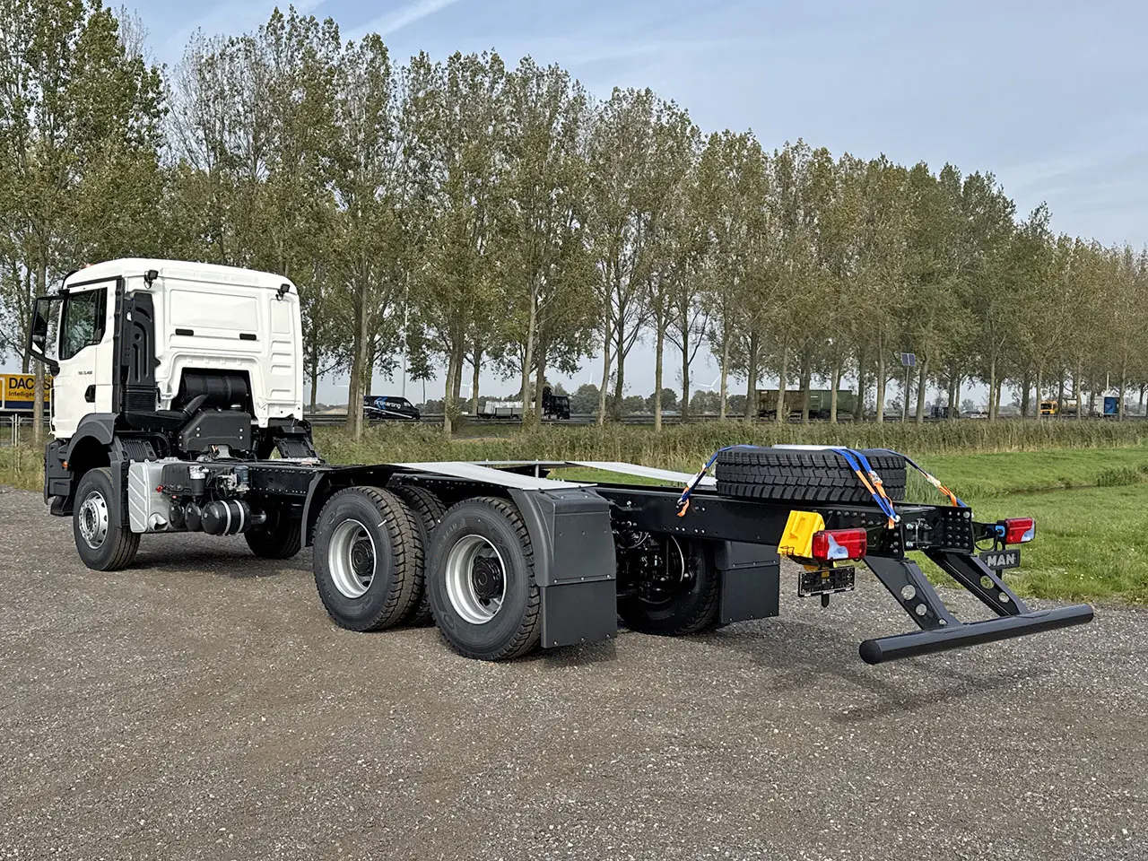 MAN TGS 33.400 BB CH 6x4 Châssis Cabine 2