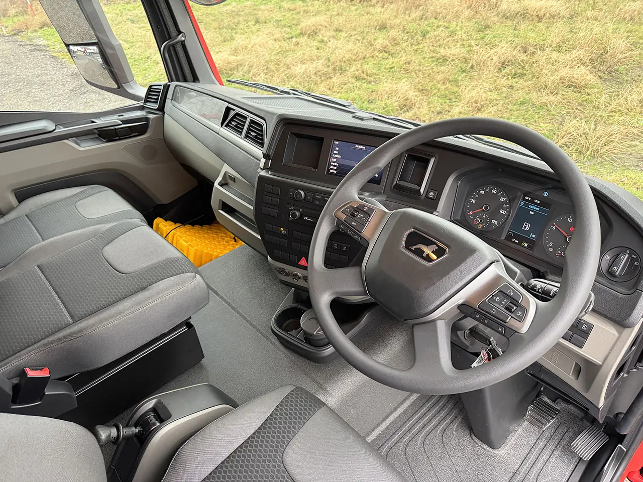 MAN TGS 33.400 BB CH 6x4 Chassis Cabin 3