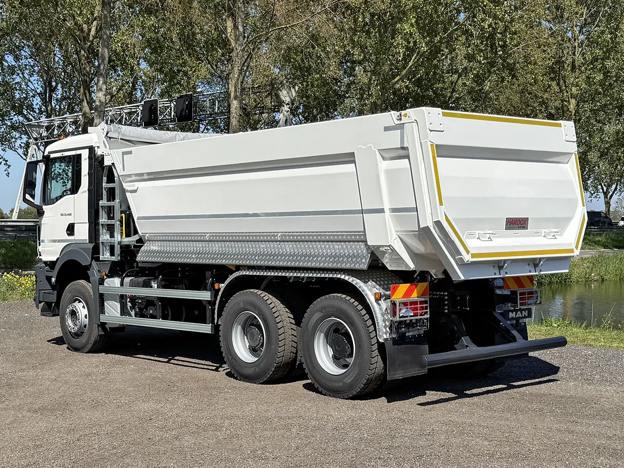 MAN TGS 33.400 BB CH 6x4 Benne basculante