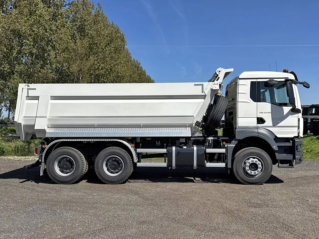 MAN TGS 33.400 BB CH Tipper Truck 6x4 5