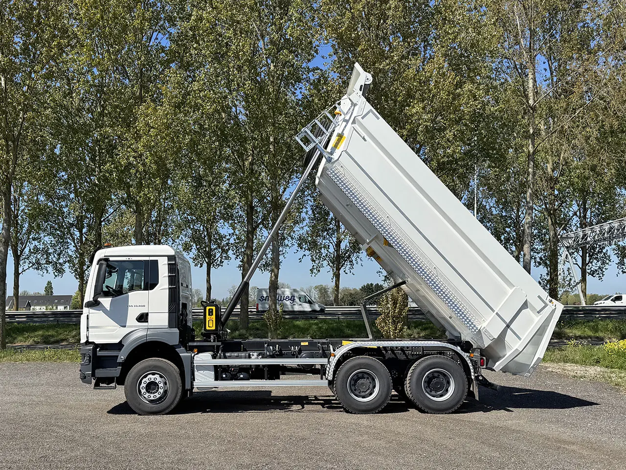 MAN TGS 33.400 BB CH Tipper Truck 6x4 9