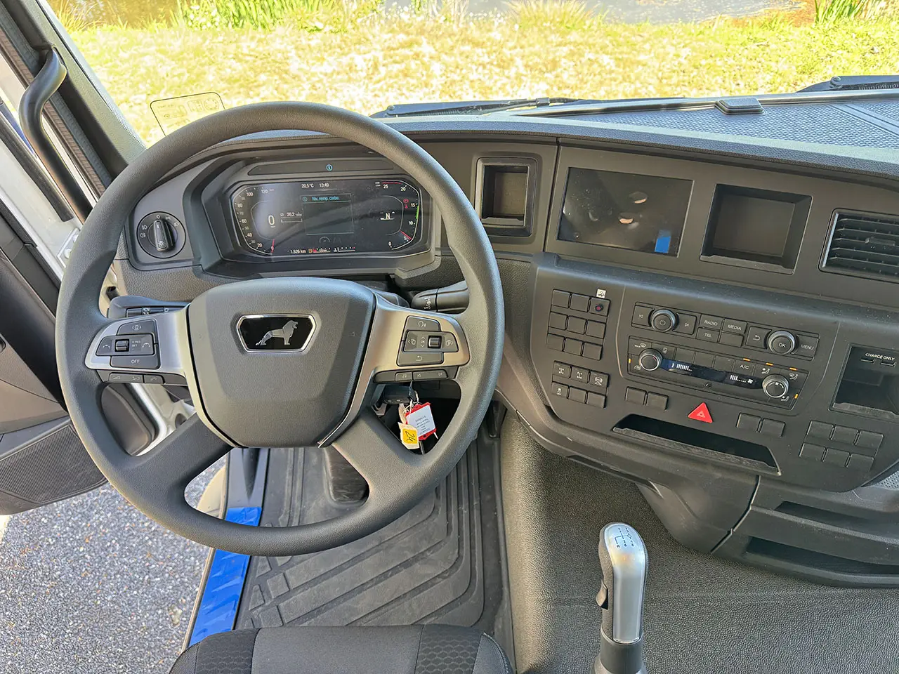 MAN TGS 33.400 BB CH 6x4 Benne basculante 13