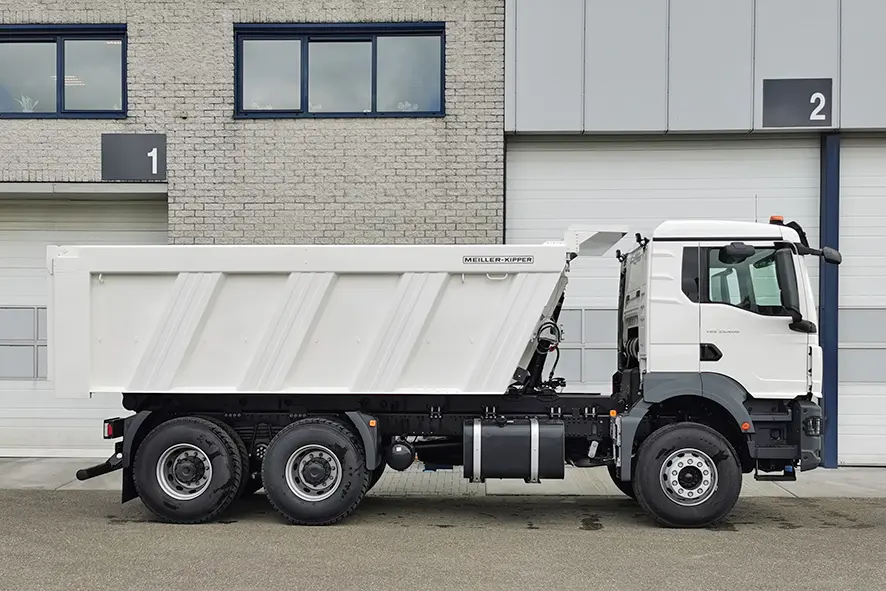 MAN TGS 33.400 BB CH 6x4 Tipper Truck 6