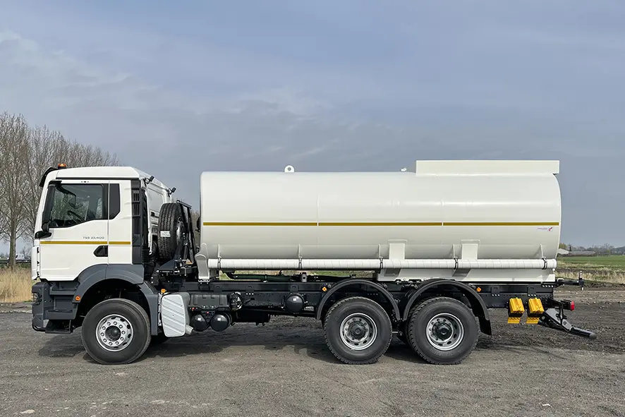 MAN TGS 33.400 BB CH 6x4 Water Tank Truck 4