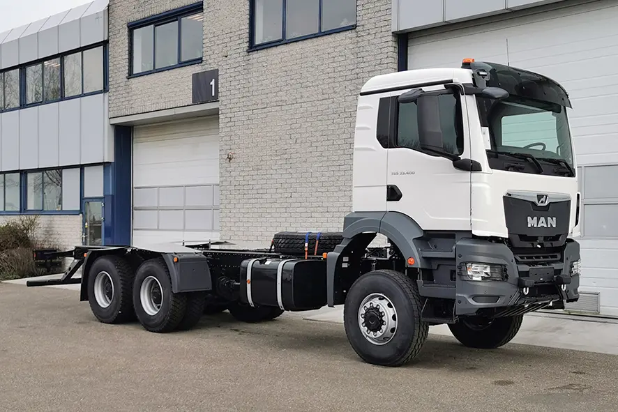MAN TGS 33.400 BB CH Chassis Cabin 6x6
