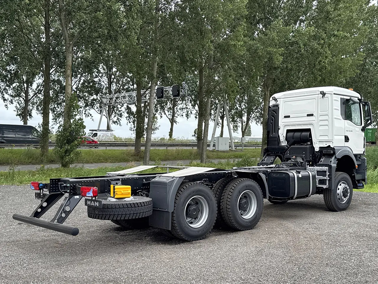 MAN TGS 33.400 BB CH Chassis Cabin 6x6 6