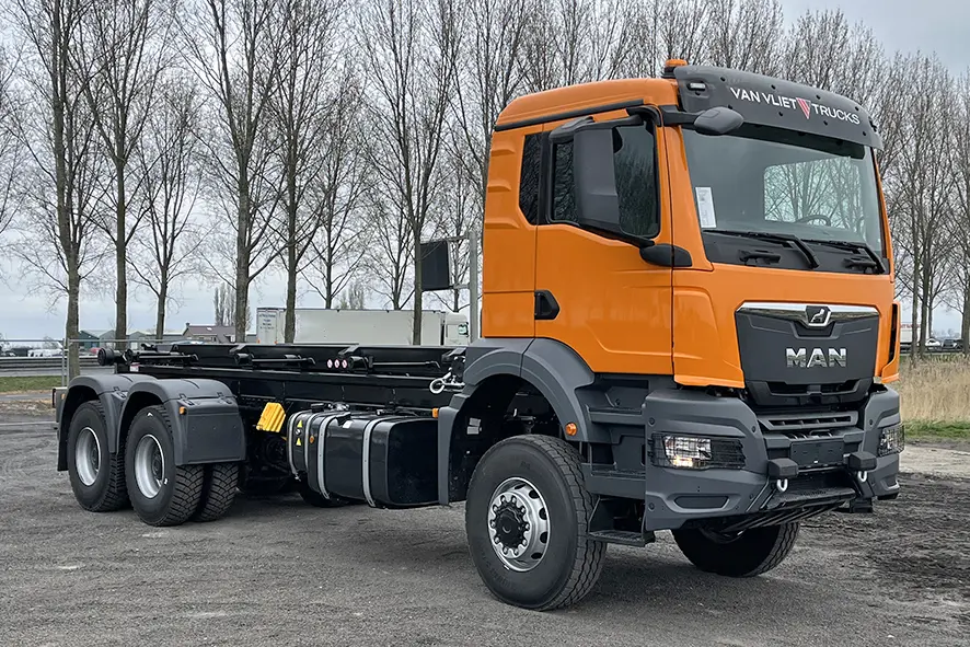 MAN TGS 33.400 BB CH Container Truck 6x6