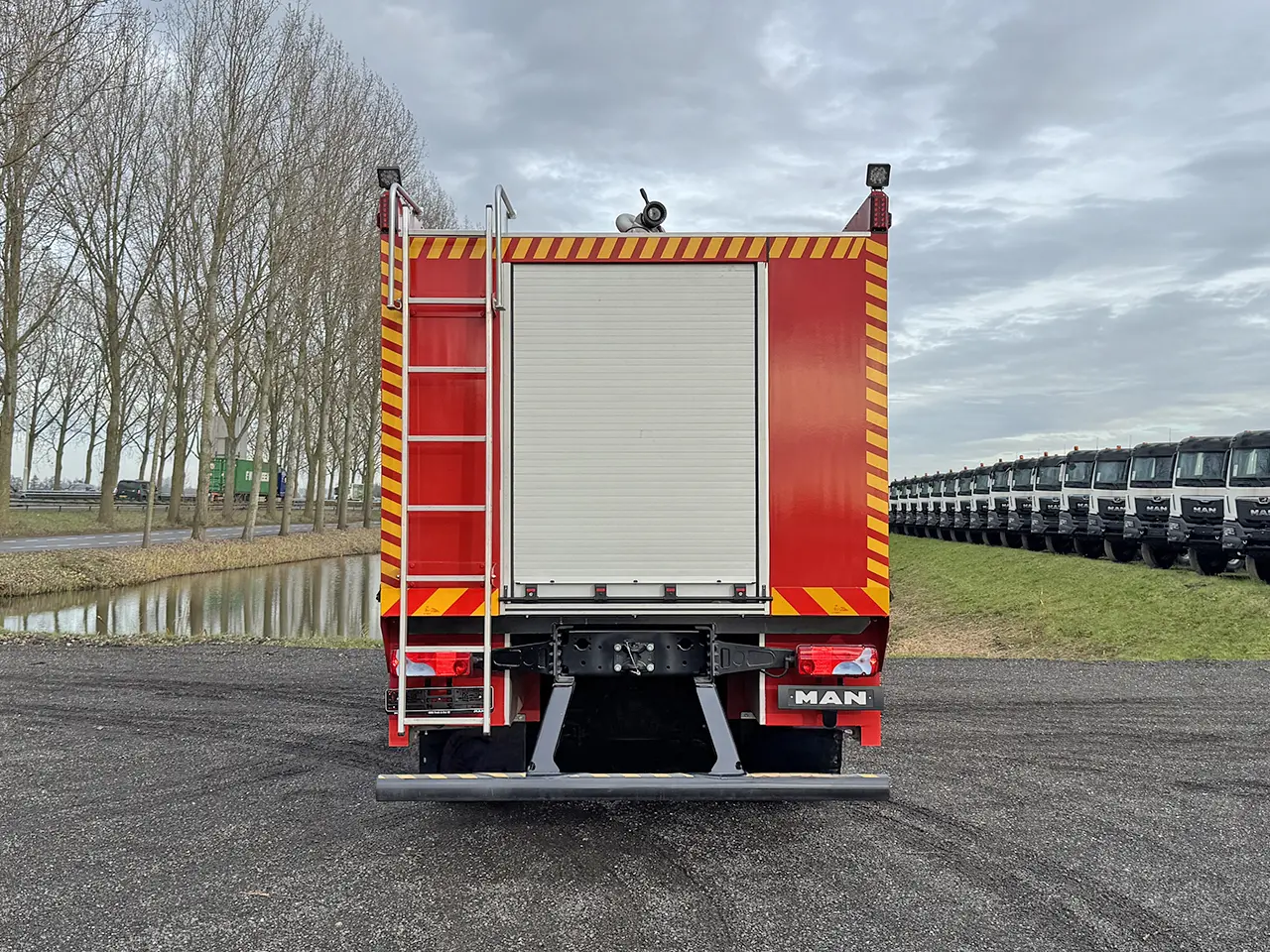 MAN TGS 33.400 BB CH 6x6 Camion de pompiers 22