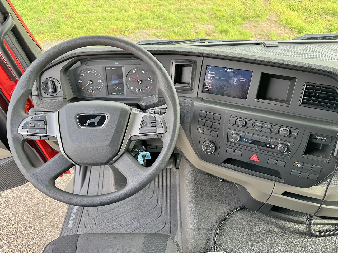 MAN TGS 33.400 BB CH 6x6 Fire Fighter Truck 10