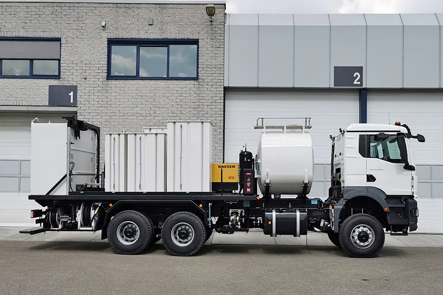 MAN TGS 33.400 BB CH Camion à carburant et lubrifiant 6x6 6