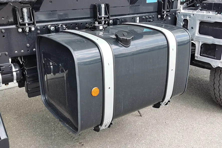 MAN TGS 33.400 BB CH 6x6 Fuel & Lube Truck 12