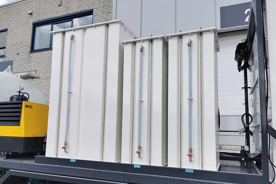 MAN TGS 33.400 BB CH 6x6 Fuel & Lube Truck 15