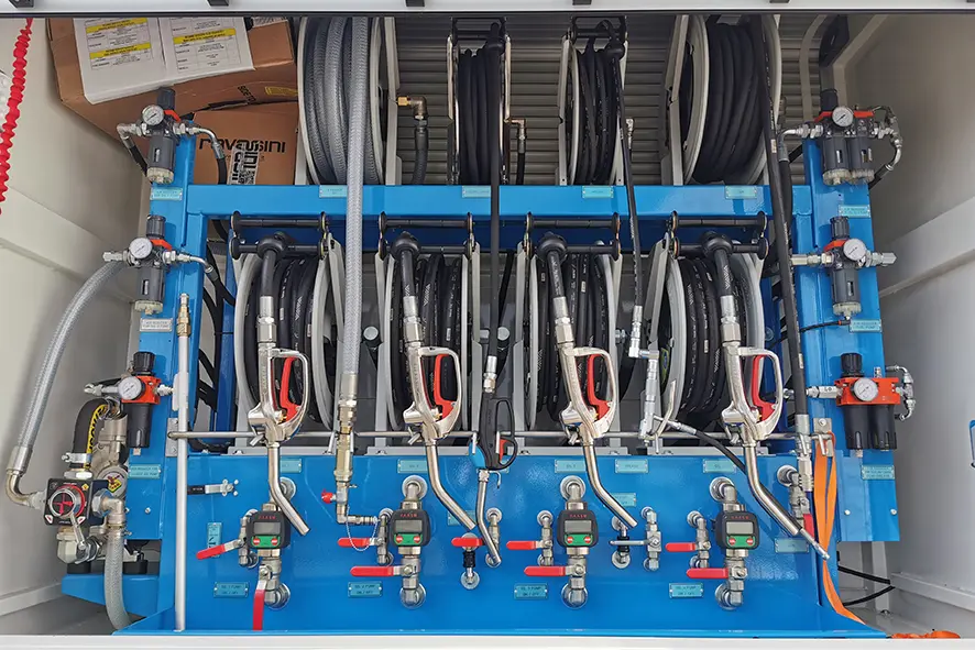 MAN TGS 33.400 BB CH 6x6 Fuel & Lube Truck 16