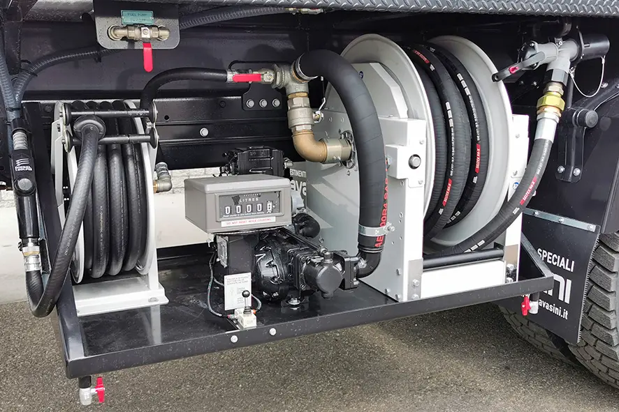MAN TGS 33.400 BB CH Camion à carburant et lubrifiant 6x6 18