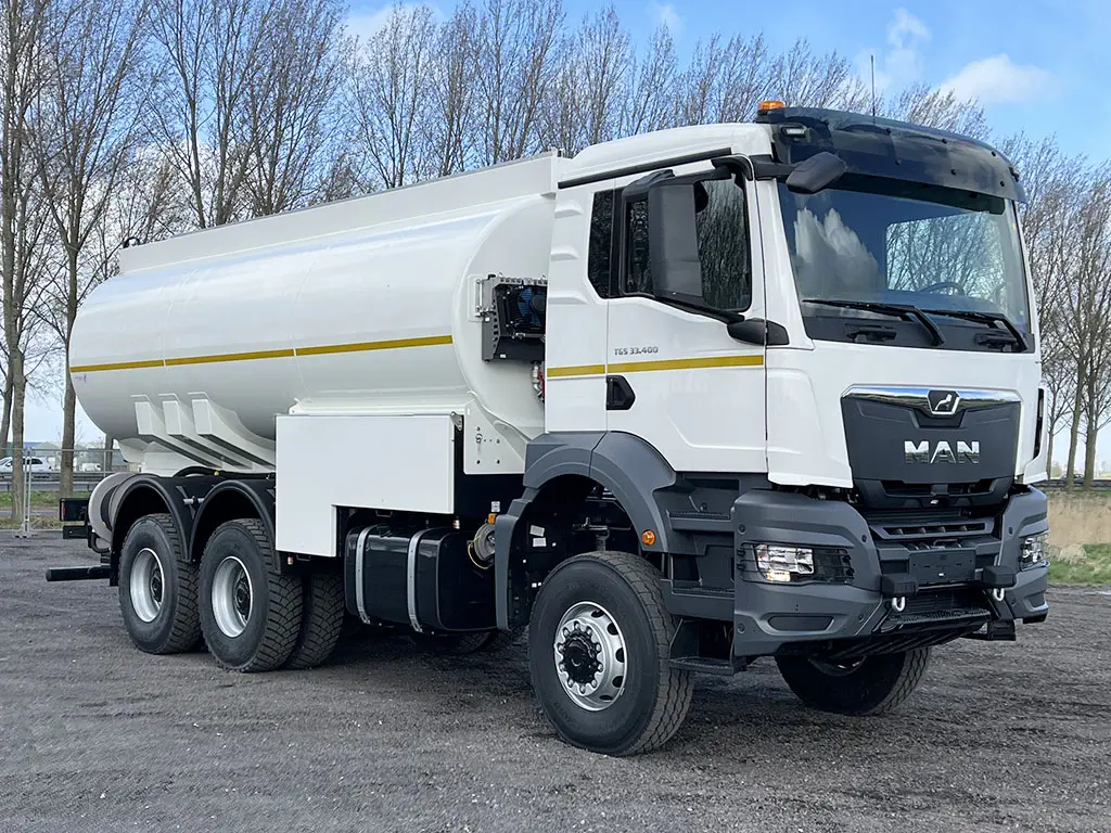 MAN TGS 33.400 BB CH 6x6 Fuel Tank Truck